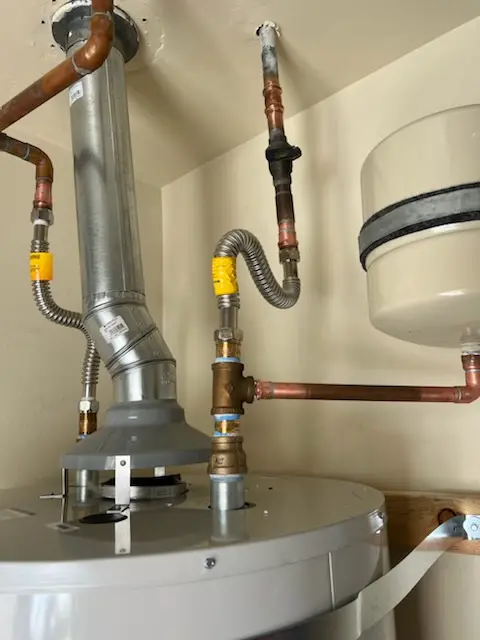 Water heater installation and plumbing repair in Audubon Park